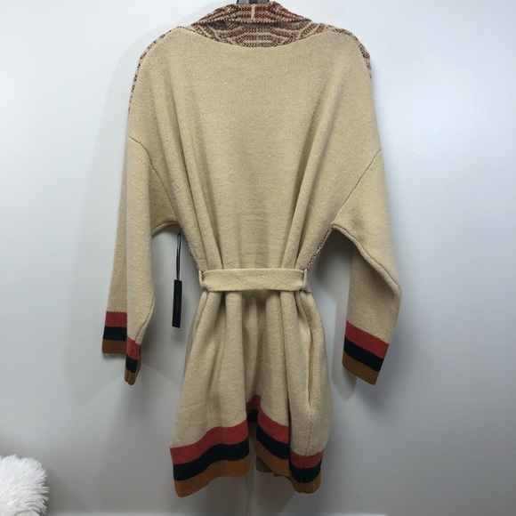 Maxsport Sweater - Picture 6 of 11